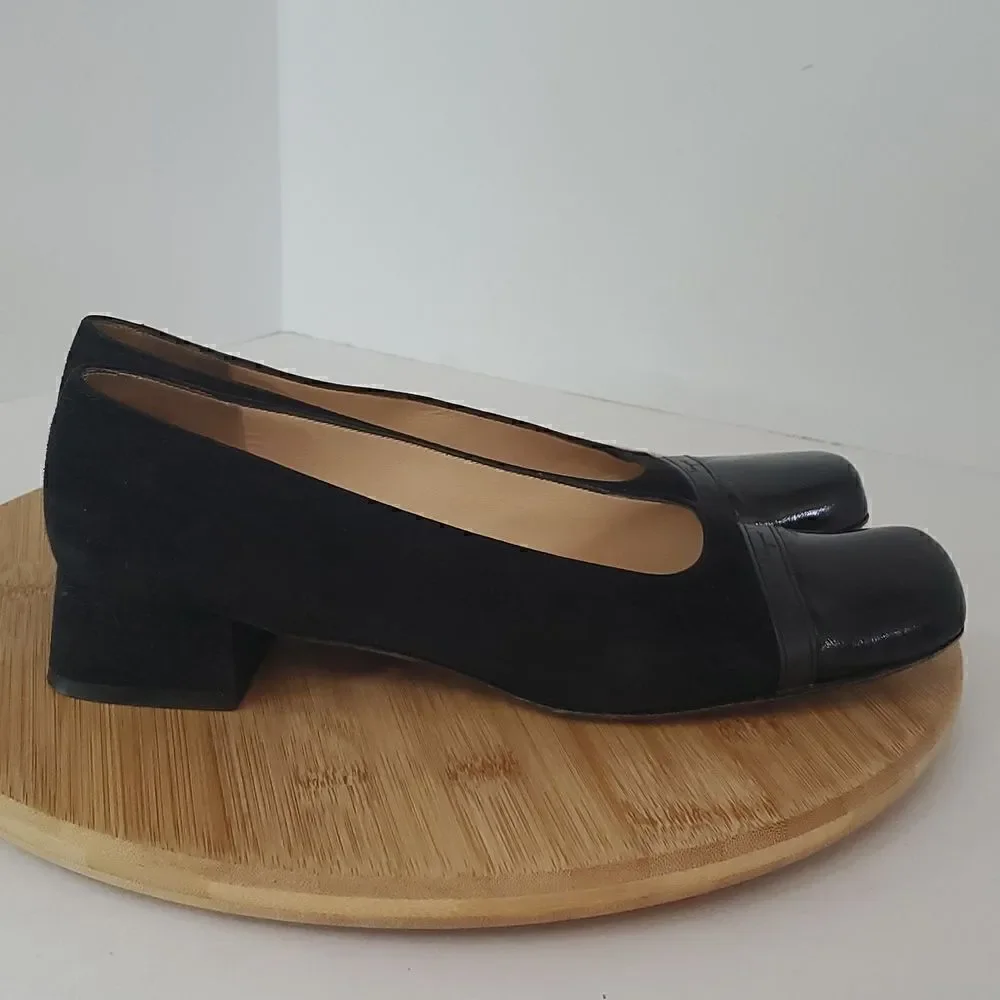 Salvatore Ferragamo Sonia Black Cap Toe Block Heel Pump Size 9